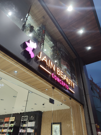 Beauty Showroom
